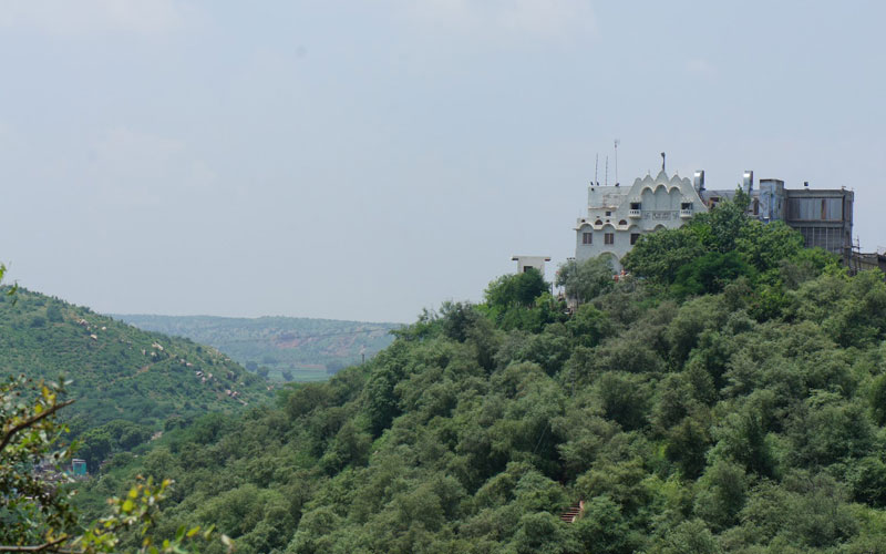 Maan Mandir — sacred temple in Barsana, Uttar Pradesh